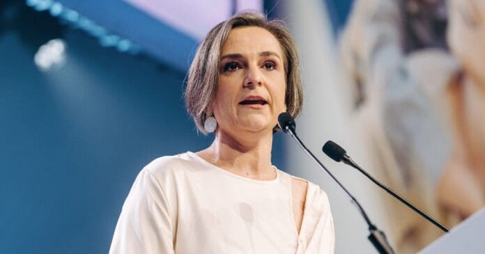 Barbara Pas: Bart de Wever rekent zich onrealistisch rijk.