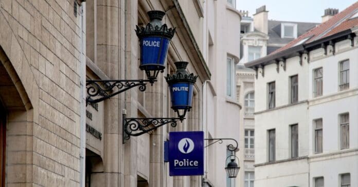 Brusselse politiebureaus weigeren niet-dringende klachten tijdens nacht